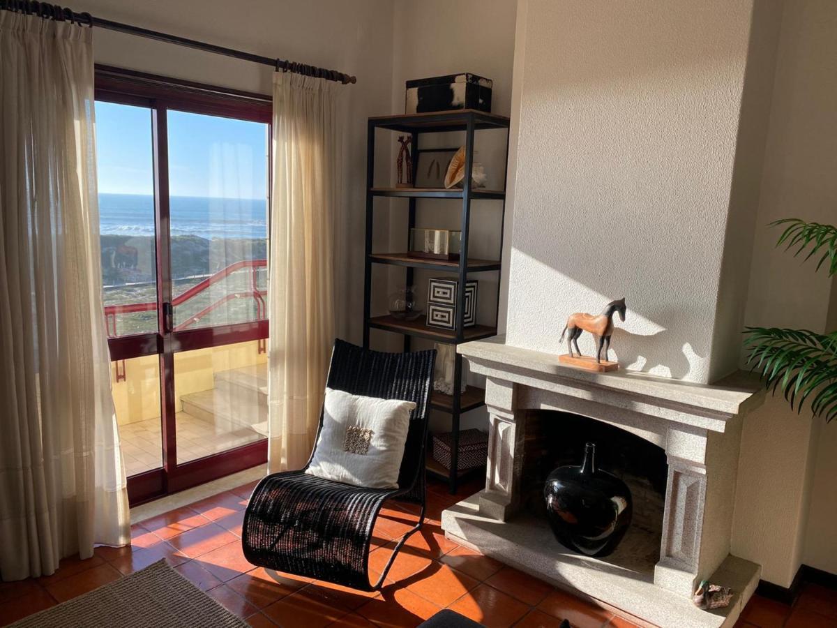 Beachfront Apartment With Swimming Pool Mindelo Bagian luar foto