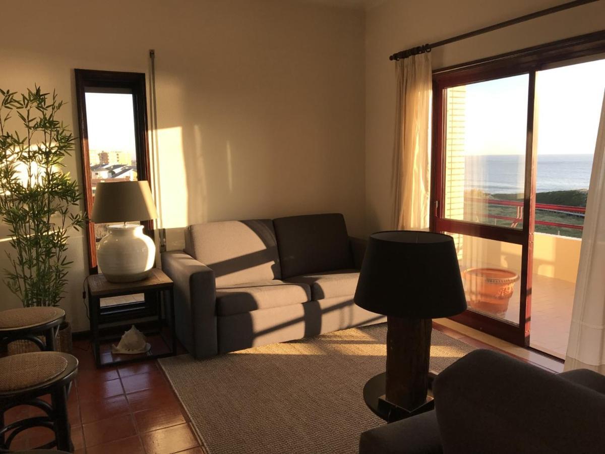 Beachfront Apartment With Swimming Pool Mindelo Bagian luar foto
